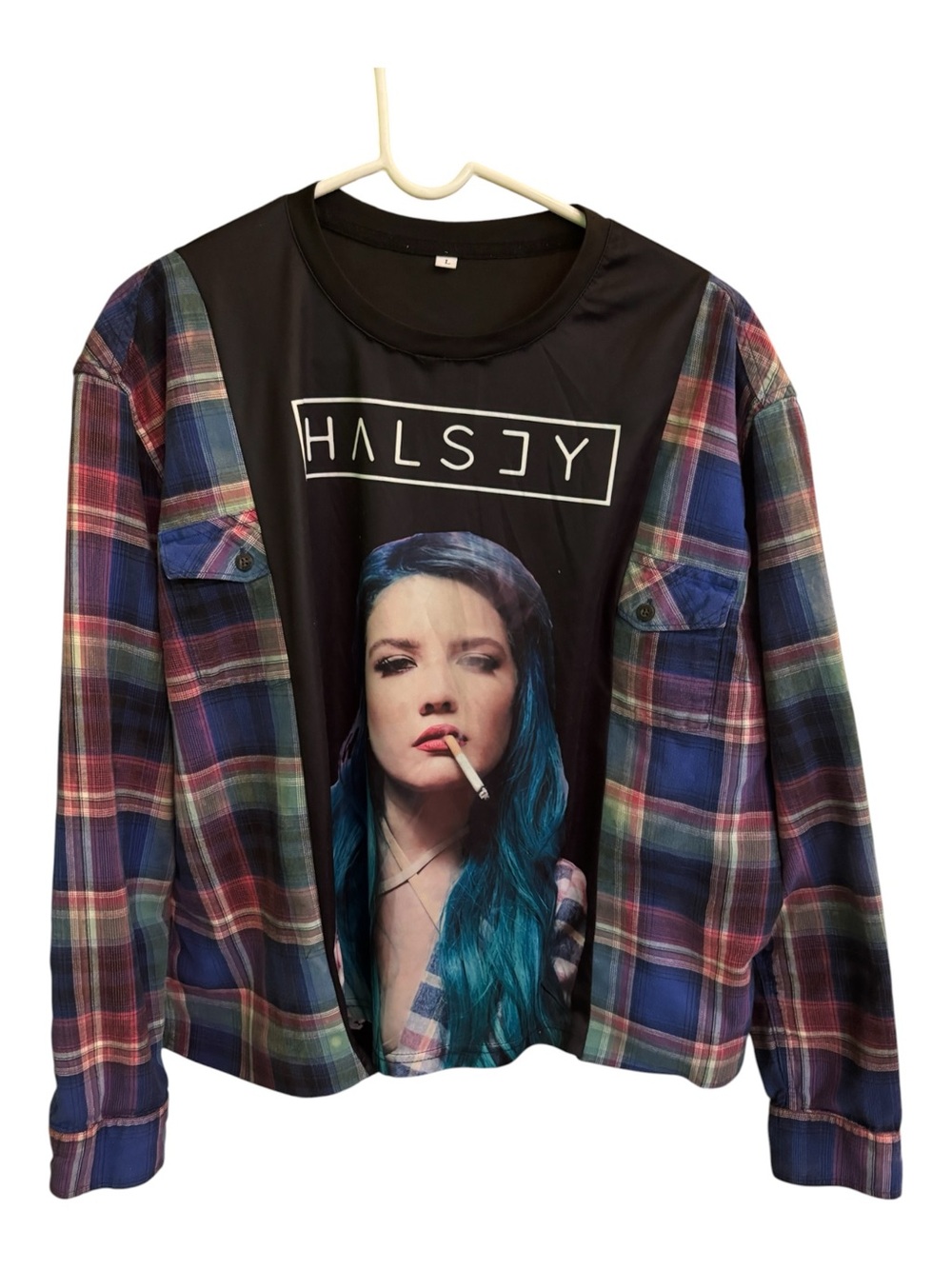 82. Halsey Graphic Flannel Sleeve Rocktop